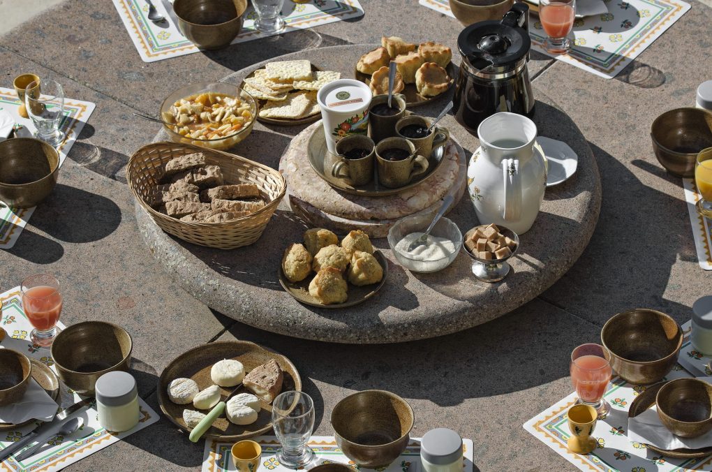 Fontaine Neuve gites et chambres d'hôtes à Lure : le buffet du petit-déjeuner